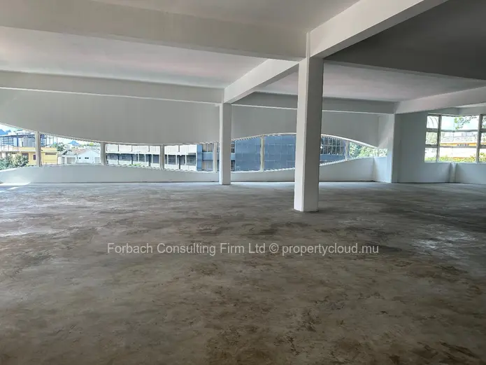 Commercial/office space for rent on main road in Belle Rose.It is ideal for call centres as well.