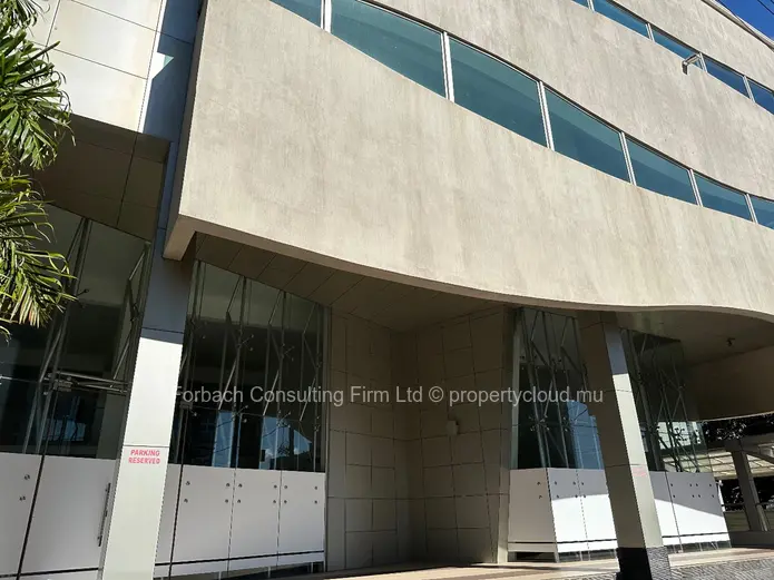 Prime location for office and call center 