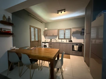 14 Bedroom Apartment