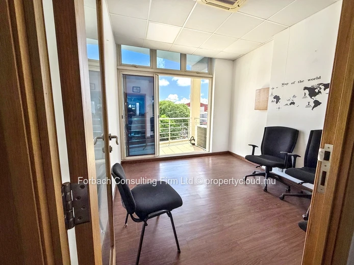 Office space for rent - ideal for call centers or accounting firms