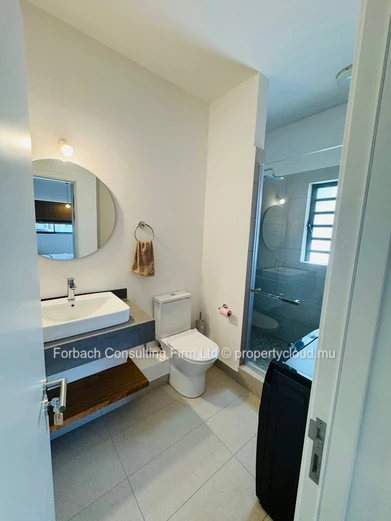 New and modern 2 bedrooms apartment- Beau Plan ,Mahogany 