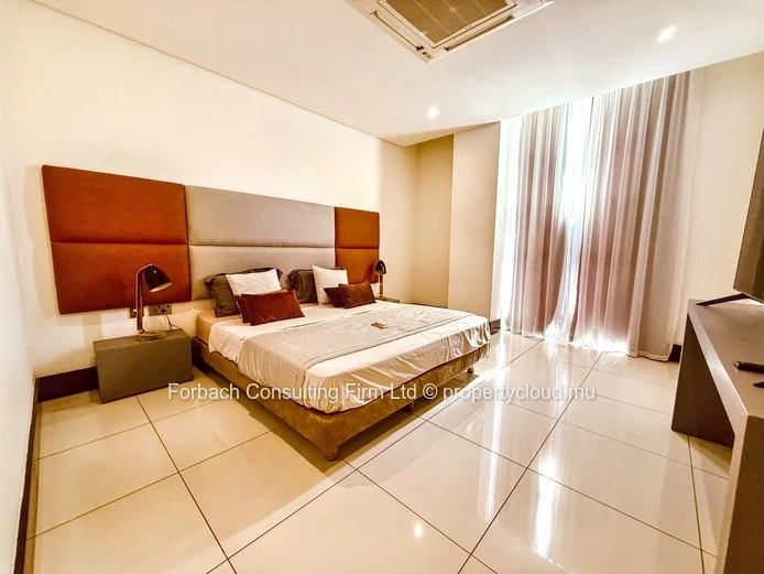 Grand Baie La Croisette- elegant apartment accessible to foreigners 