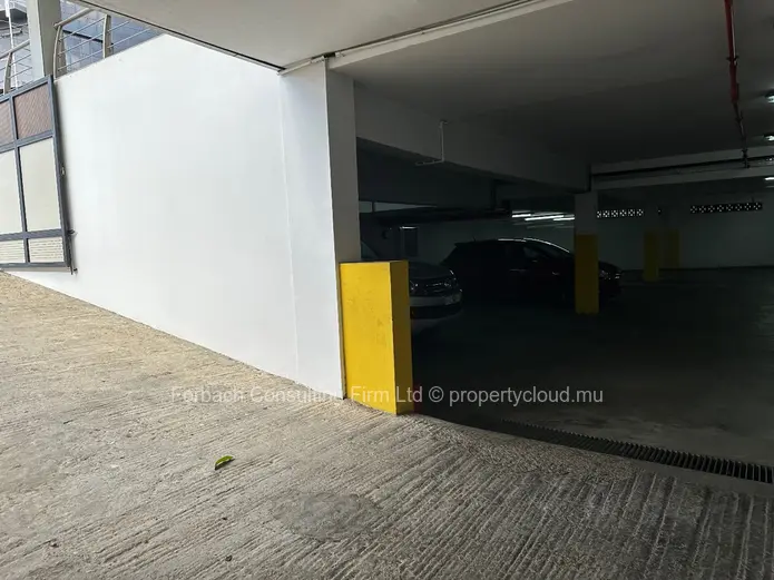 Prime location for office and call center 